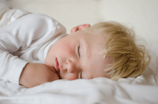 Омоложение с помощью сна - спит ребенок